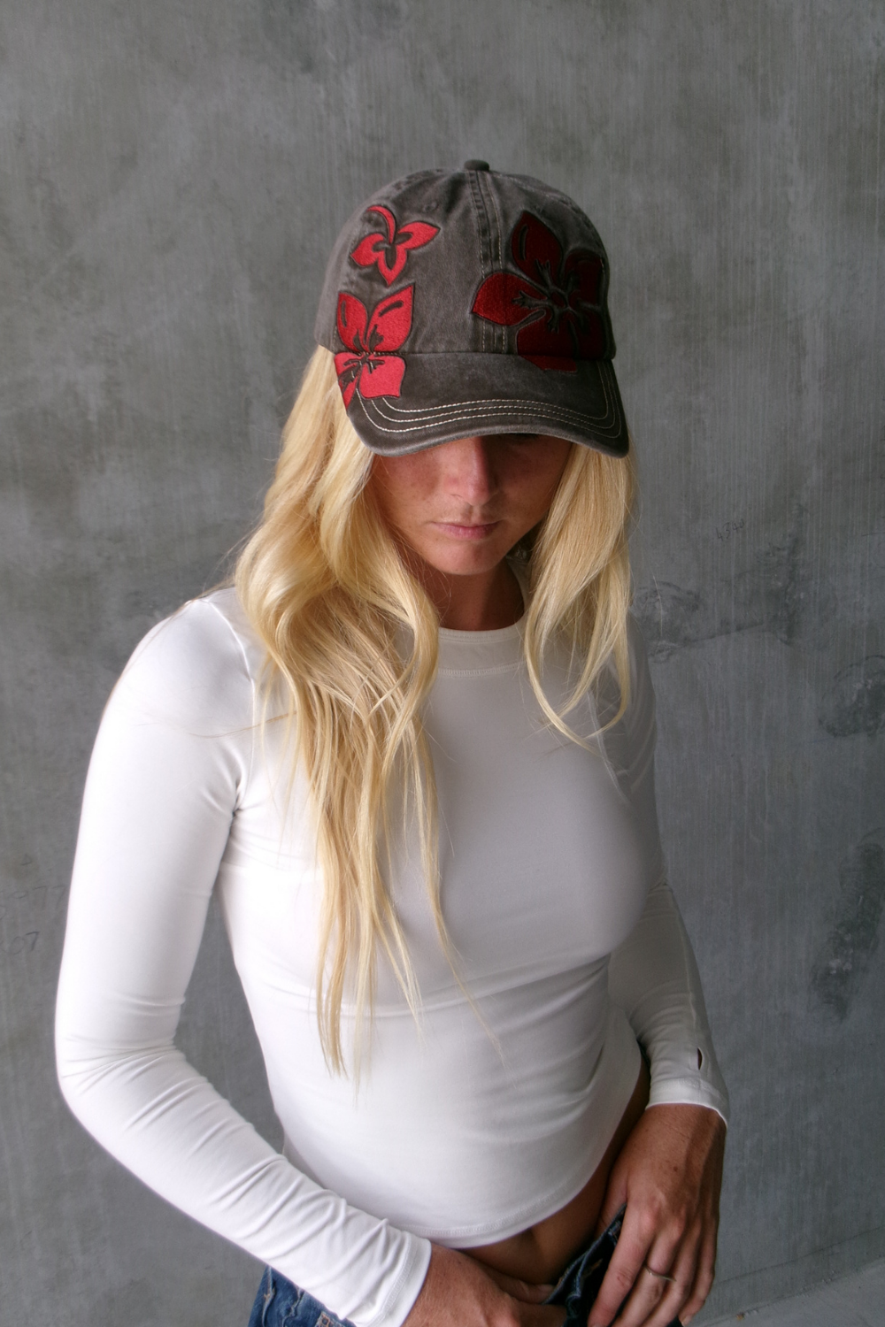 Hibiscus Cap	Washed Brown