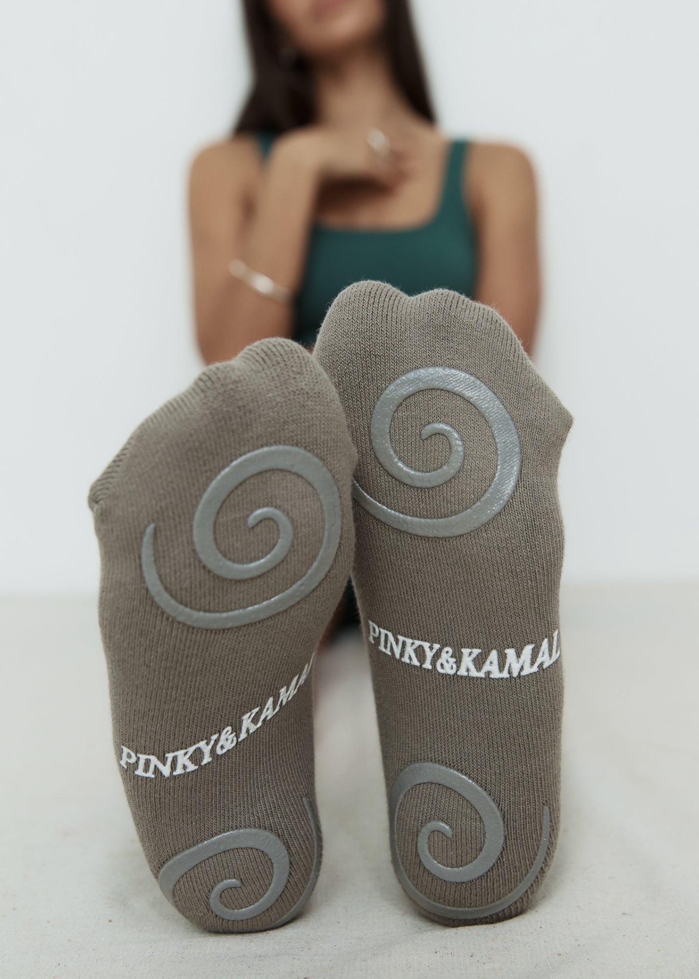 Pilates Spiral Grip Sock Pebble Grey