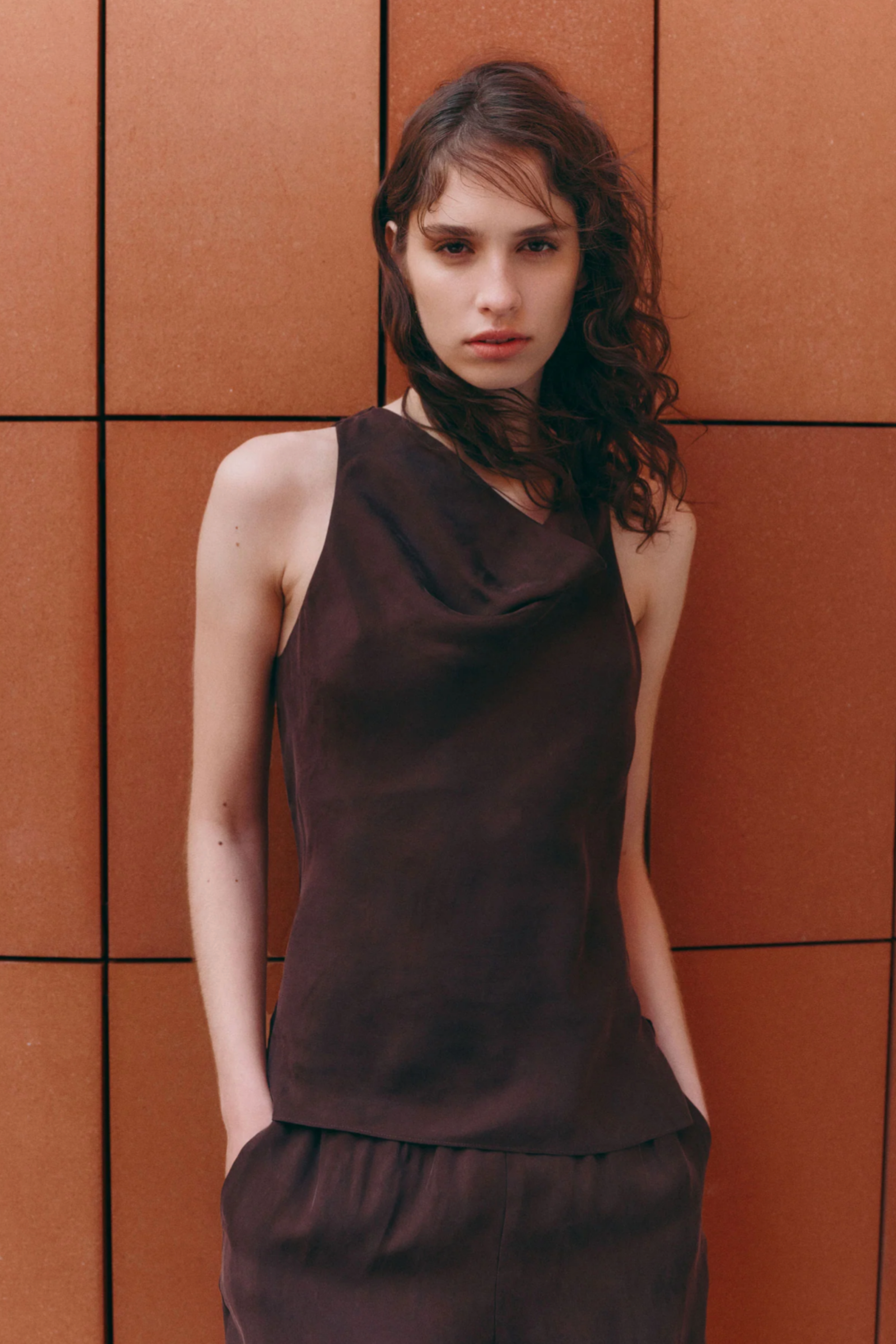 Raven Cupro Top Raisin