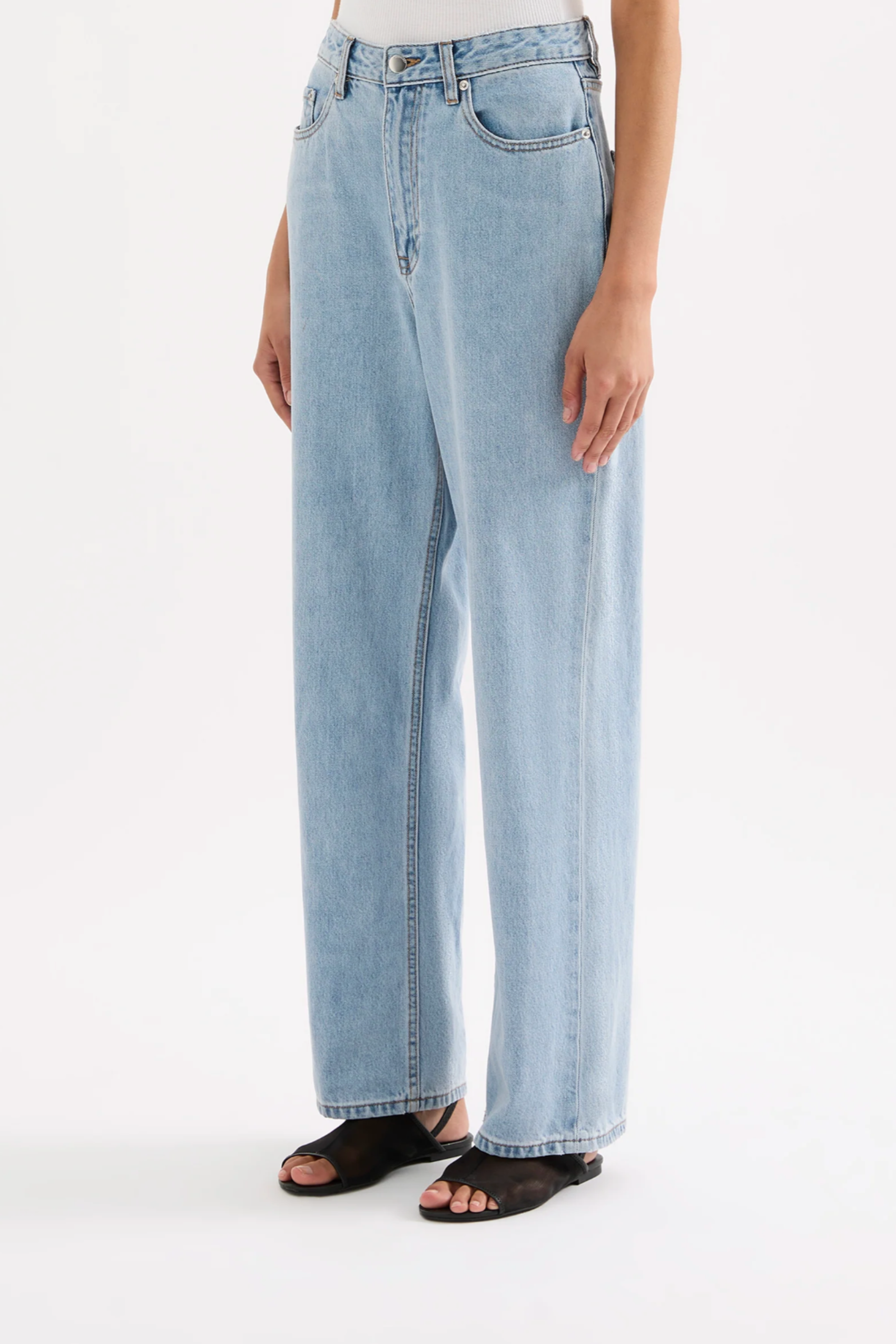 Organic Relaxed Leg Jean 90's Blue Wash