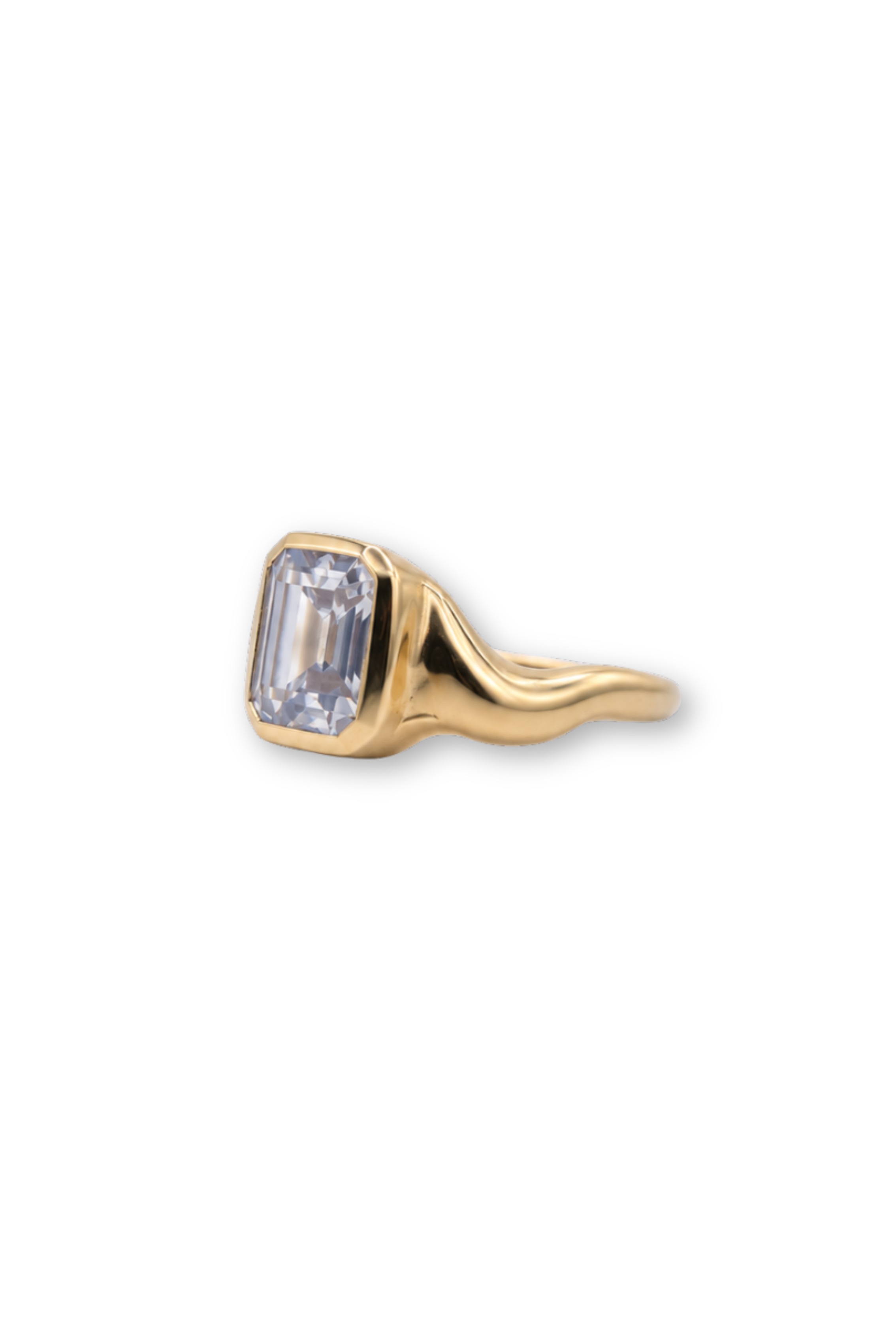 Esther White Sapphire 9ct