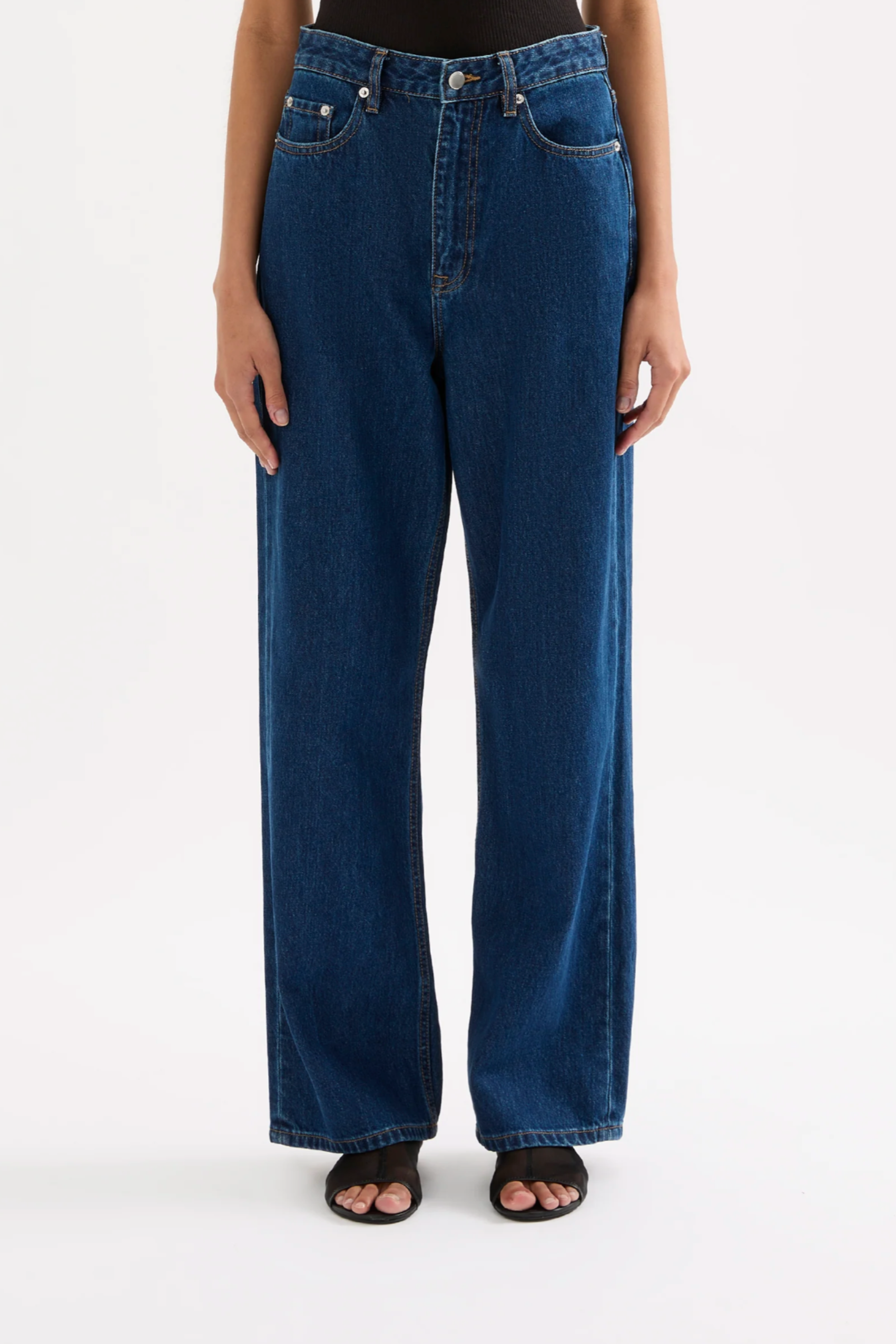 Organic Relaxed Leg Jean Force Blue