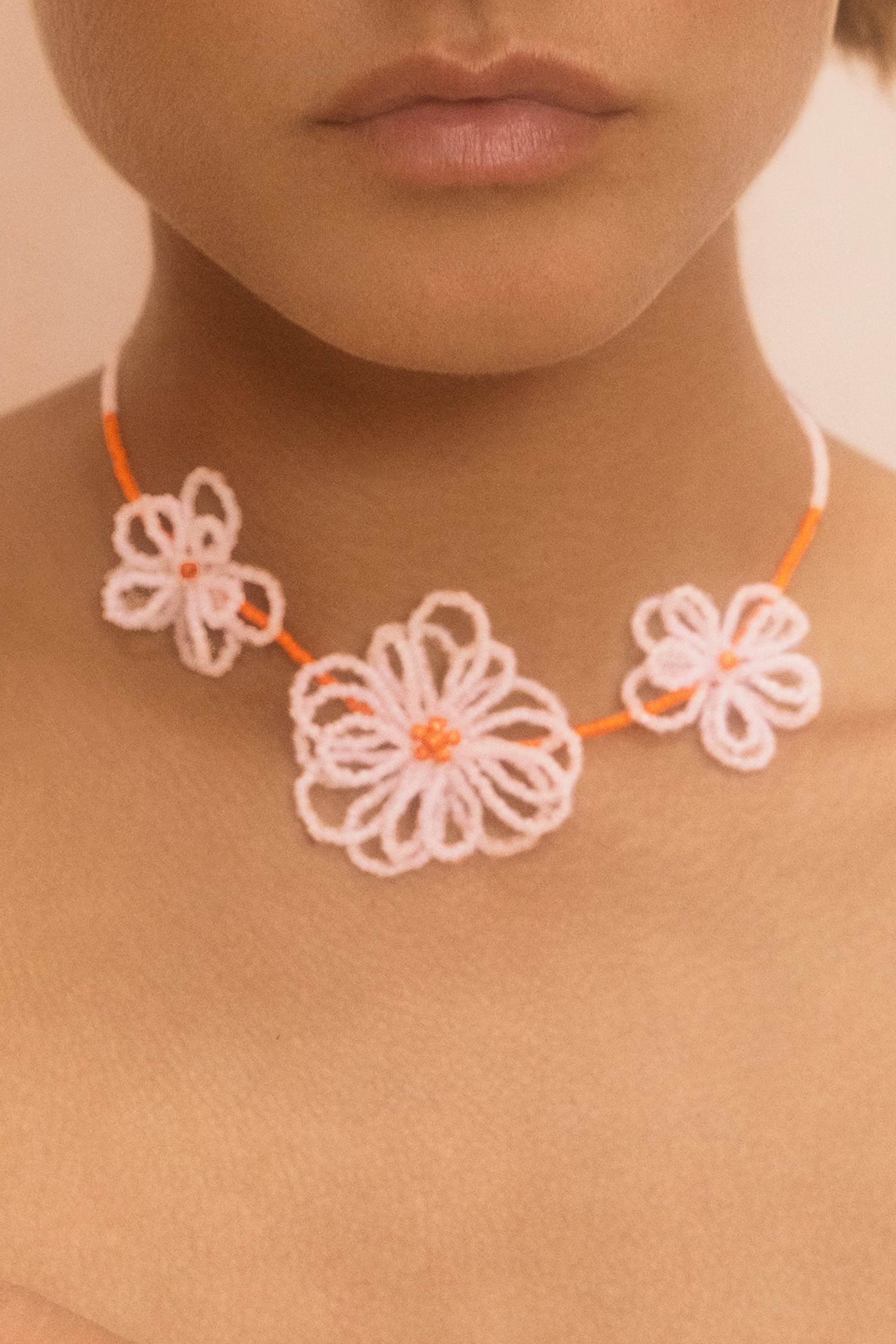 Loula Flower Necklace Floss