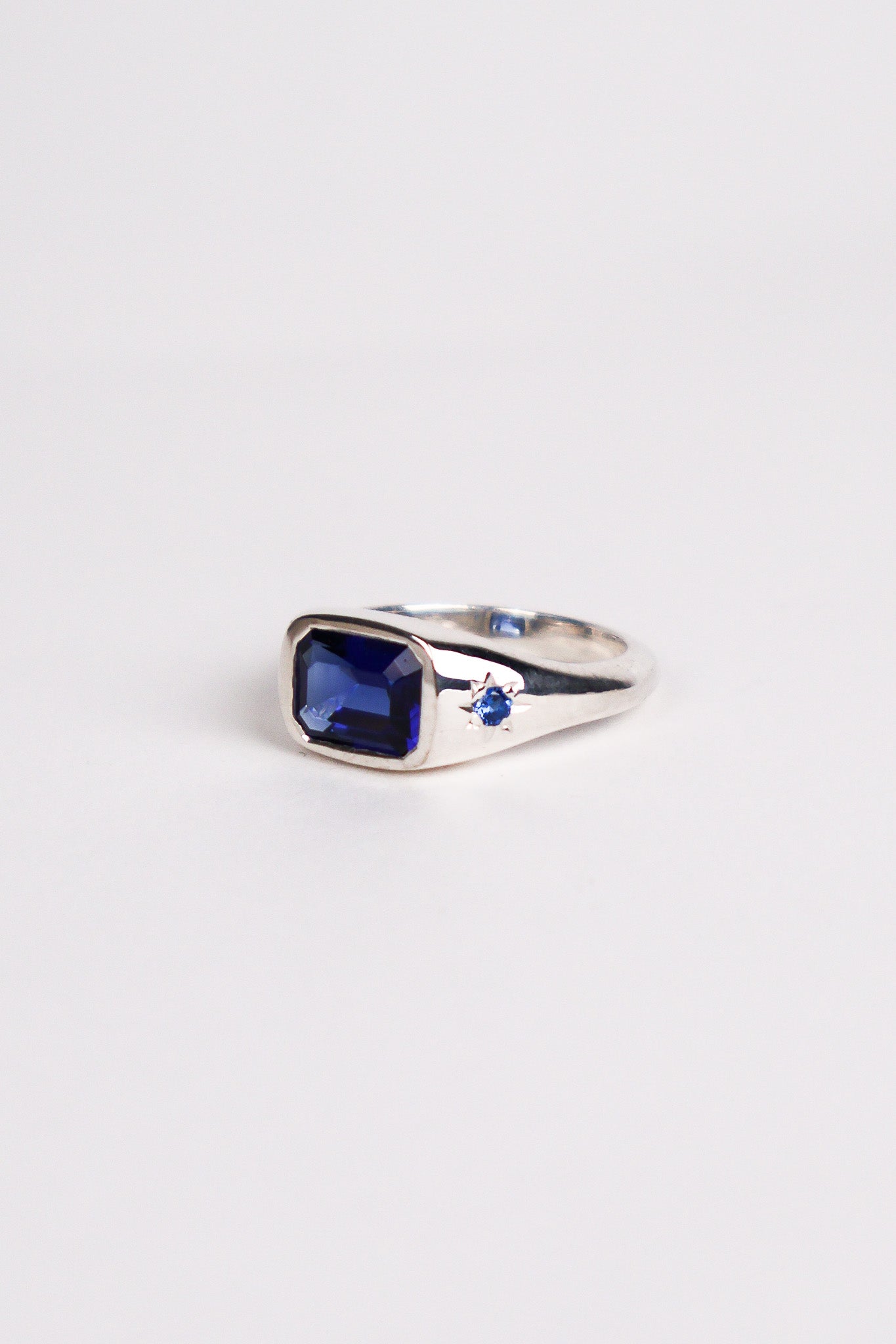 Emile Ring Night Blue