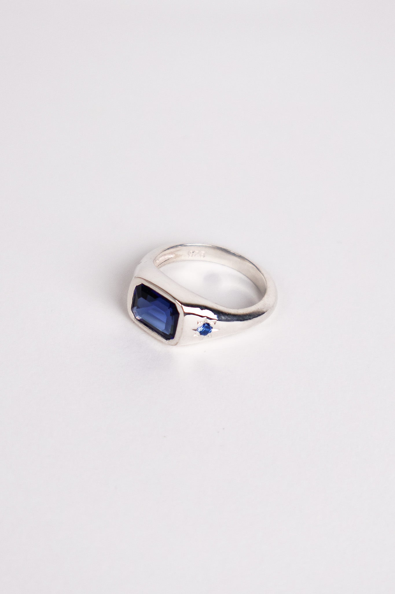 Emile Ring Night Blue