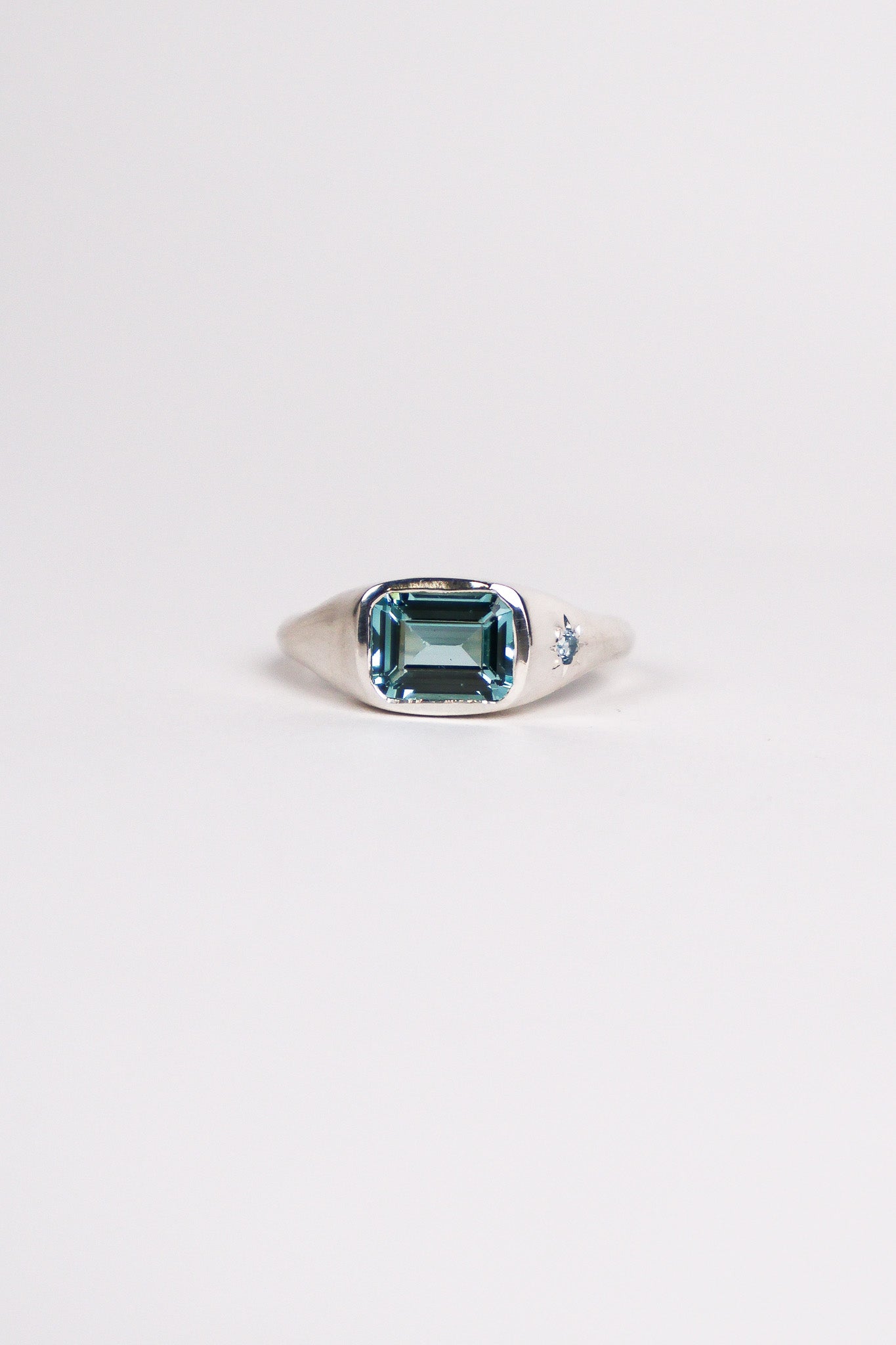 Emile Ring Sky Blue