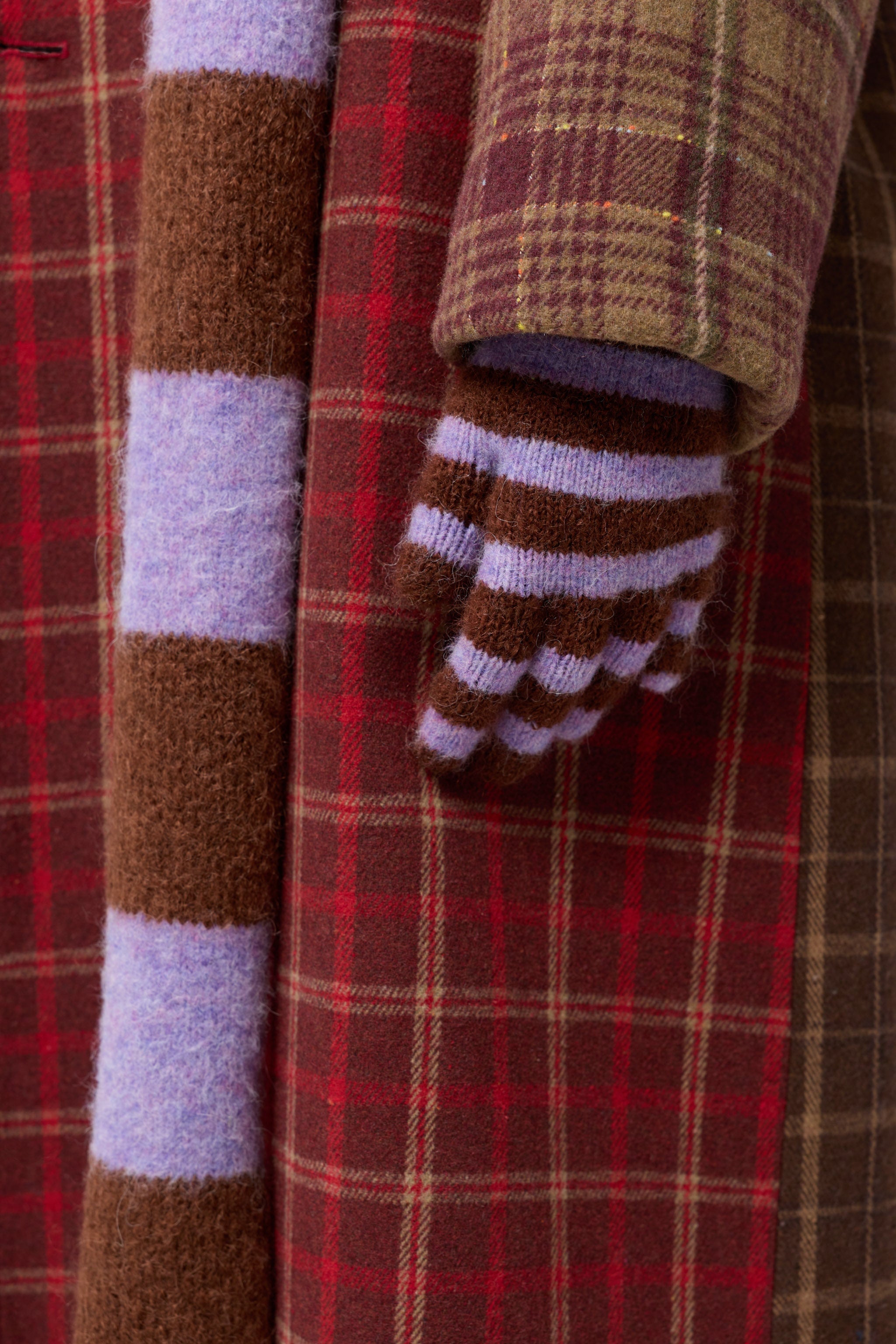 Mini Stripe Mittens in Bruise/Brown