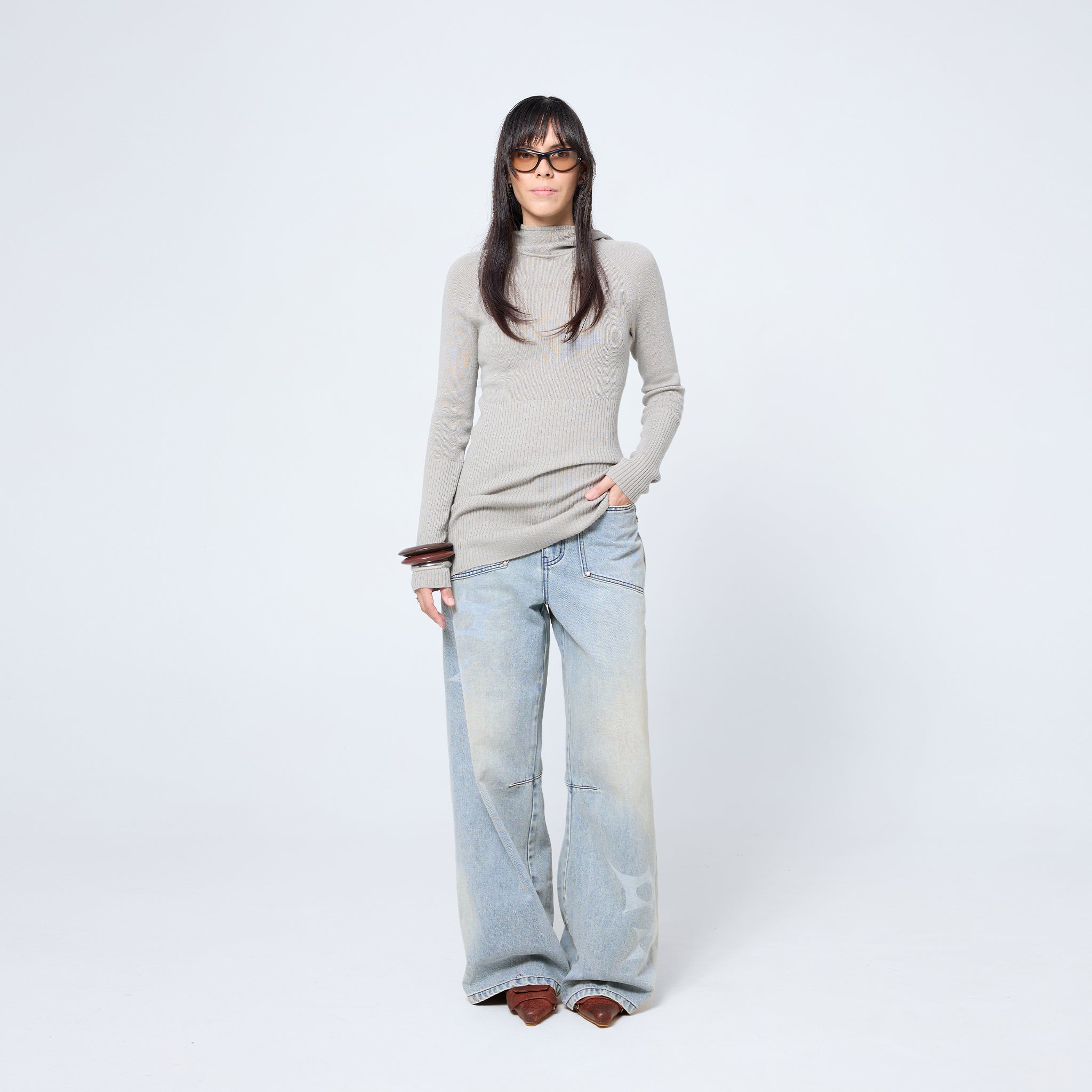 Hooded Skivvy in Plaster