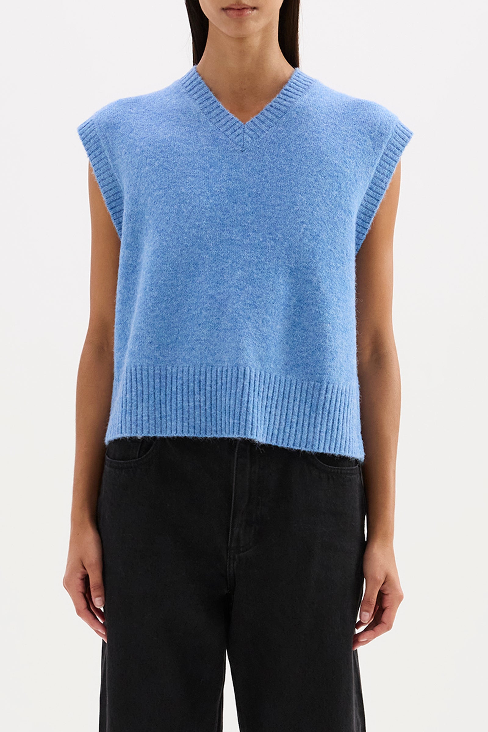 Devian Knit Vest Polar Blue