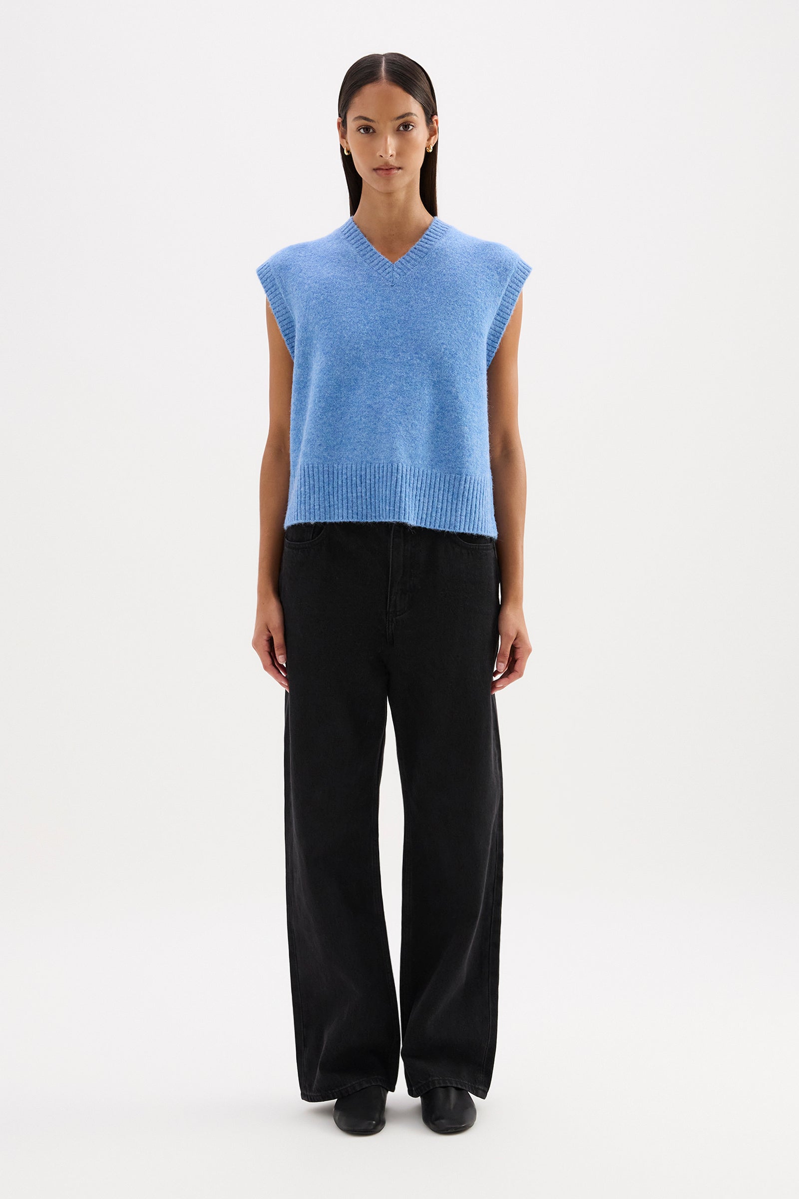 Devian Knit Vest Polar Blue