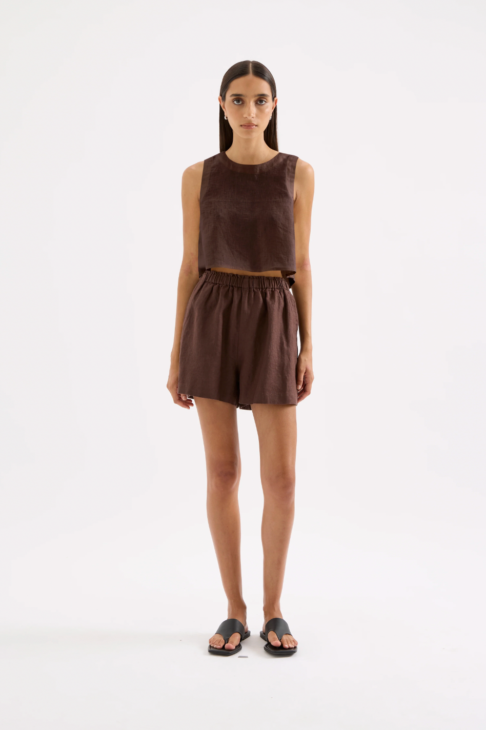 Theo Linen Short Chocolate