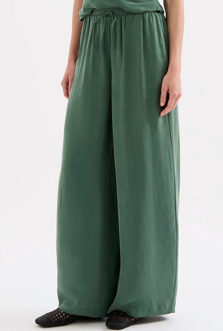 Leon Cupro Pant Emerald