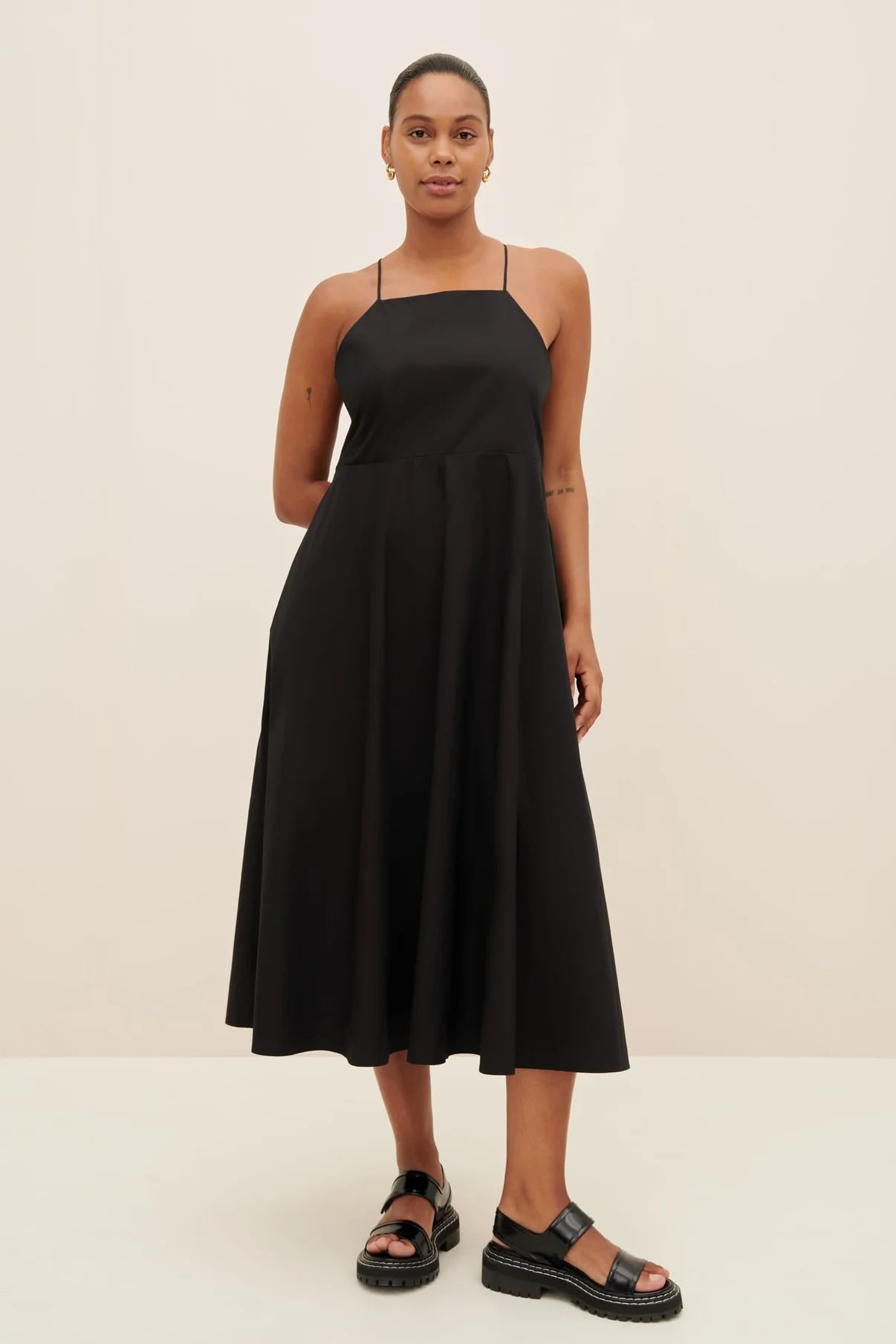 Axis Dress Black